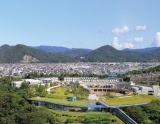 サン・ファン館全景およびパーク遠景